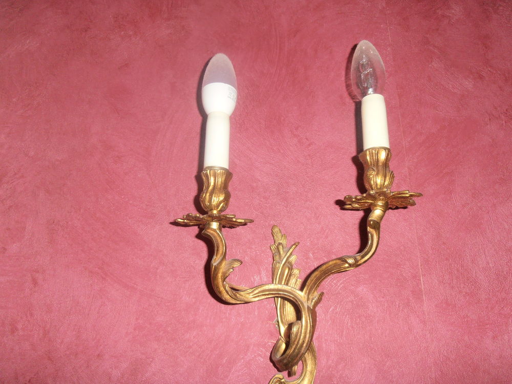 luminaires :1 paire d' appliques en bronze . Meubles