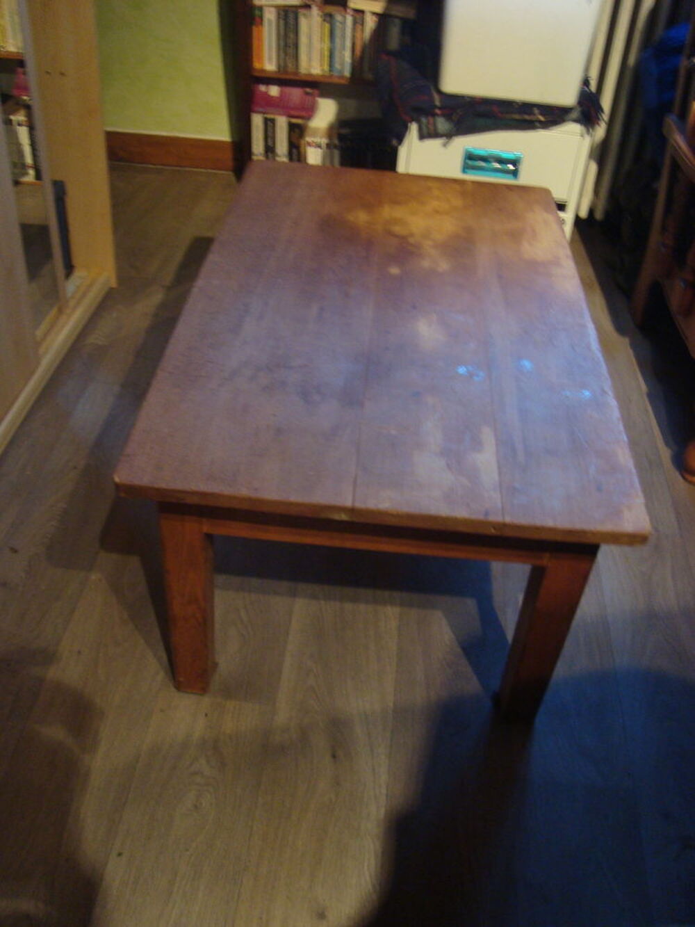 Table de salon bois ,simple 