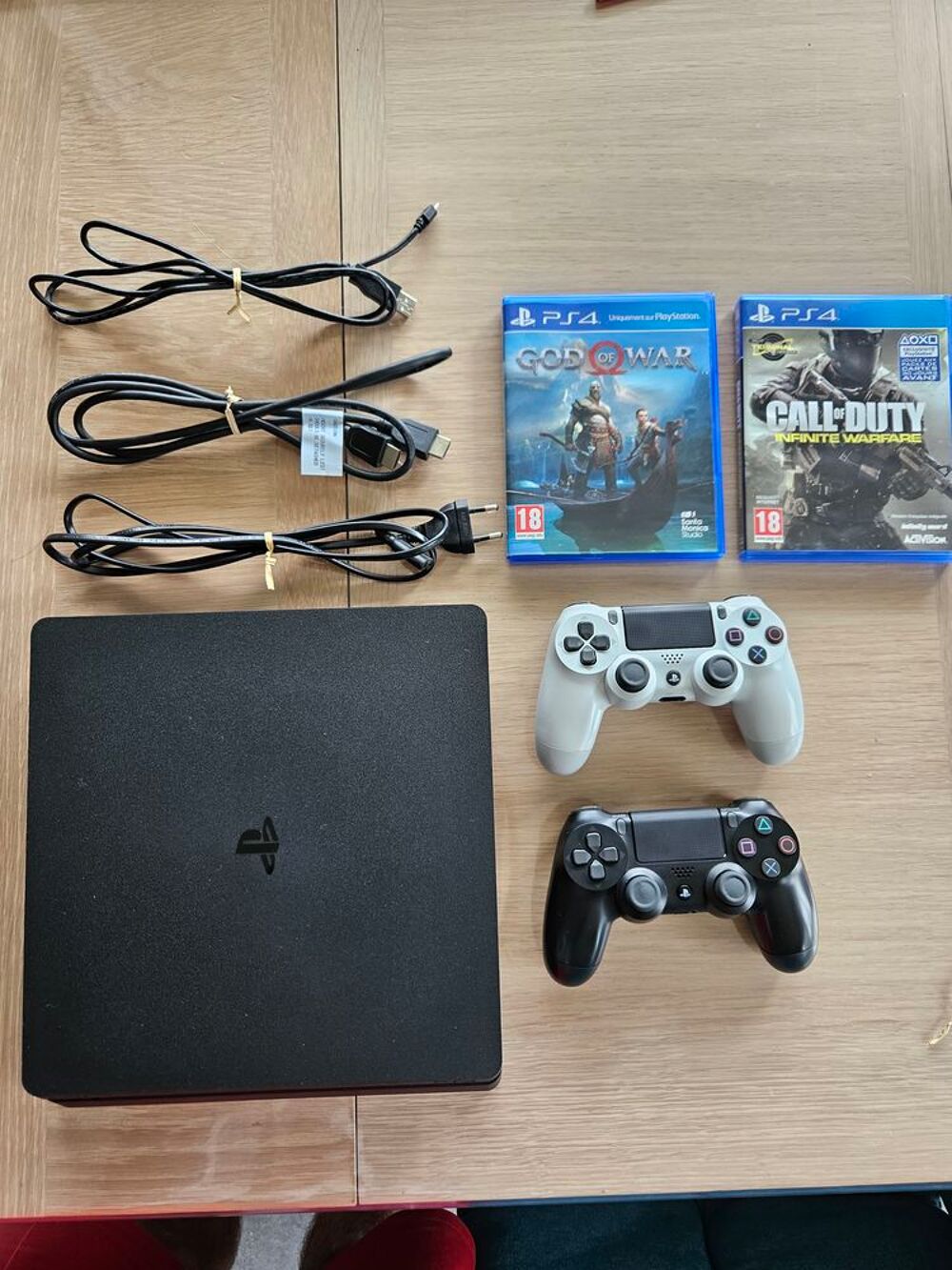 Console PS4. 1 To Consoles et jeux vidéos