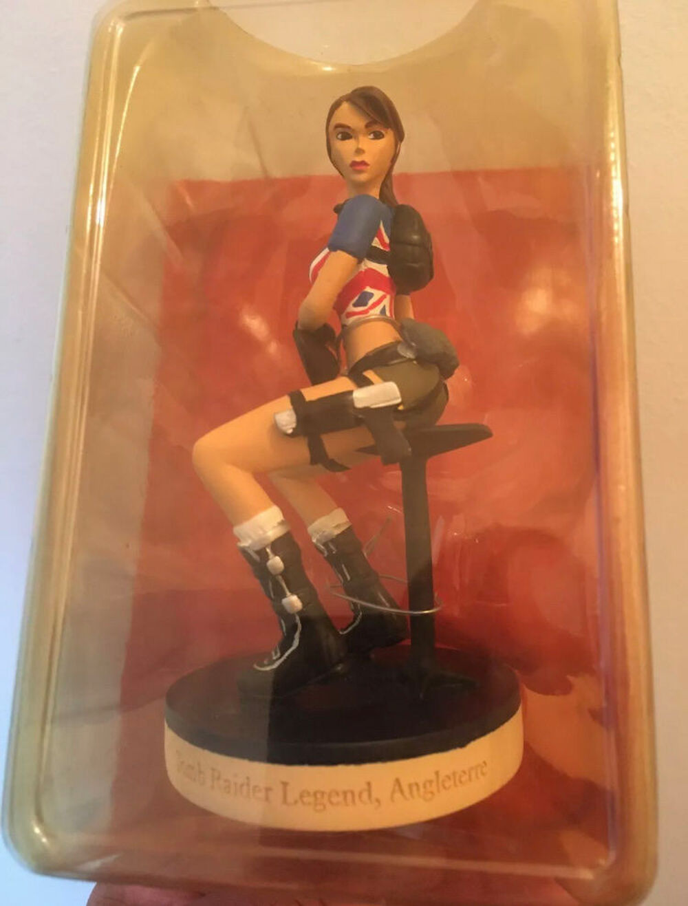 Figurine Lara Croft, Tomb Raider Legend Angleterre . neuve sous blister, Vintage 