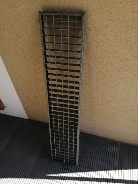 Grille de pluviale  200 Trets (13)