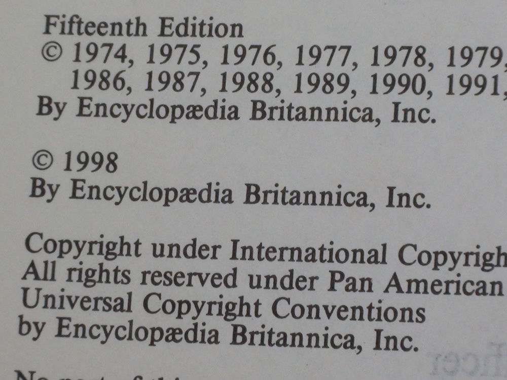 Encyclop&aelig;dia Britannica. Livres et BD