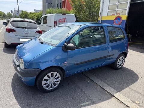 Renault Twingo 1.2 16v Kiss Cool 2005 occasion V&eacute;nissieux 69200