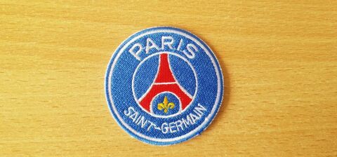 écusson patch brodé PSG paris saint germain diamètre 5,5 cm 5 Mauguio (34)