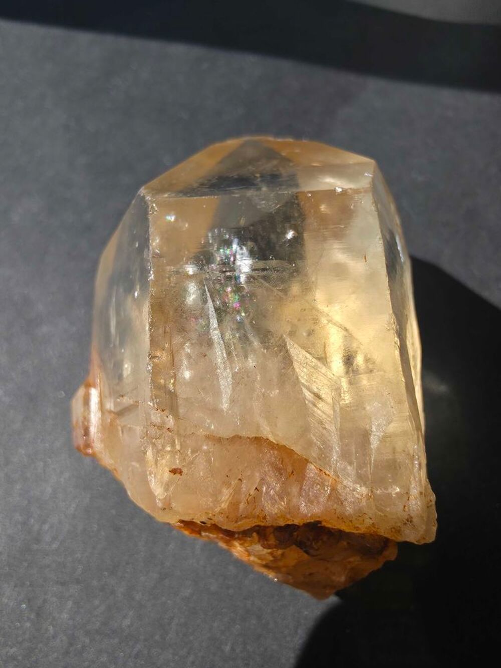 Citrine Naturelle de Kolwezi RDC-Cristal Brut de Collection 85g 