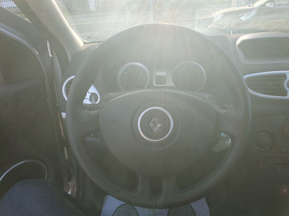 Clio III Clio 1.6 16V 110 Dynamique 2007 occasion 28000 Chartres