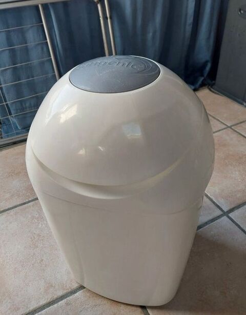 Poubelle � couches
Rebigue (31)