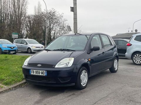 Ford Fiesta 1.3i Ambiente 2005 occasion Cr&eacute;teil 94000