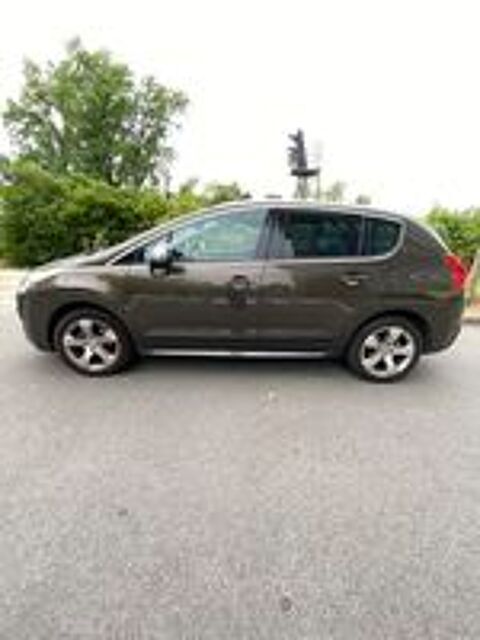 3008 1.6 HDi 16V 110ch FAP Confort Pack 2009 occasion 44830 Bouaye