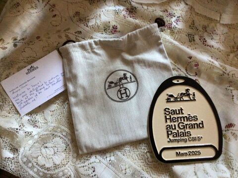 Plaque saut Herm�s mars 2025 au grand palais 150 Meudon (92)