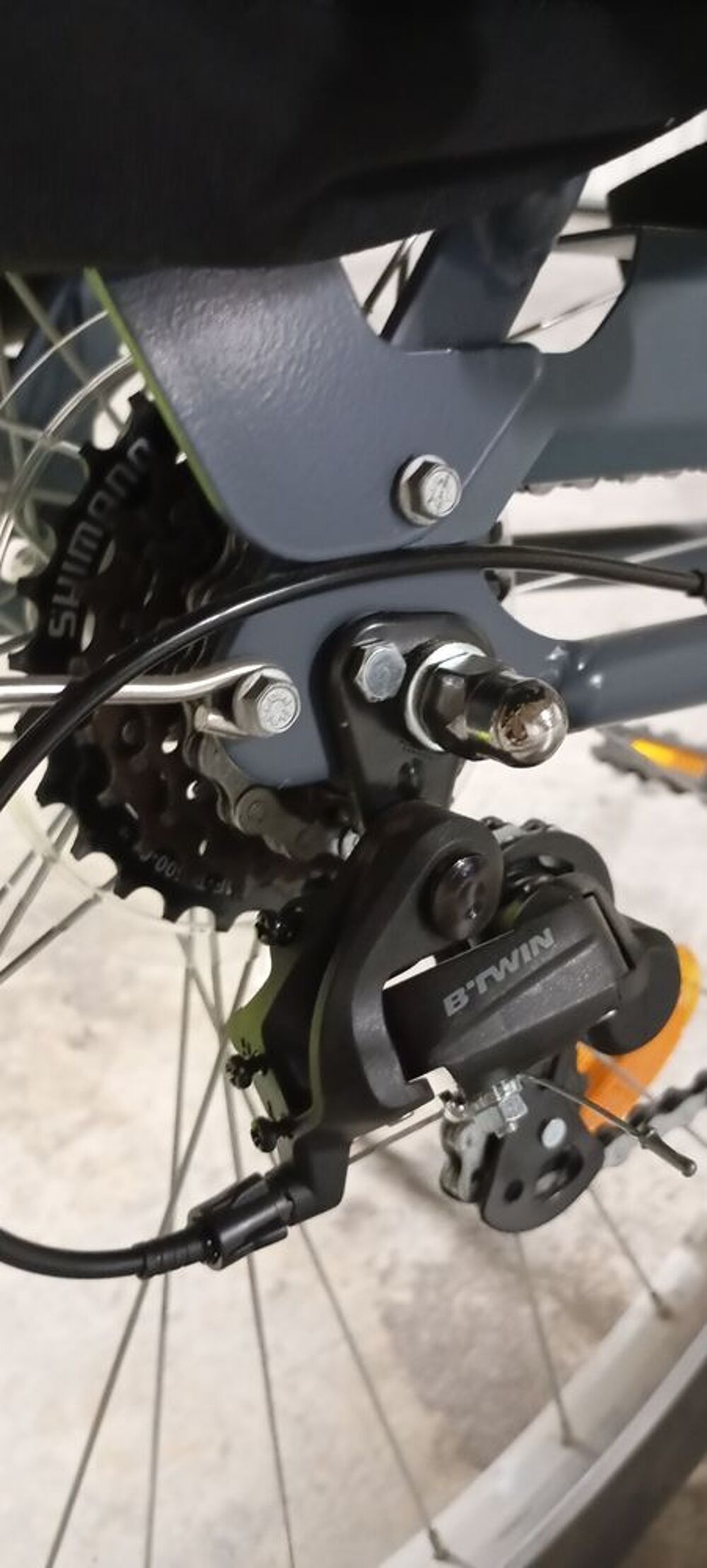 V&eacute;lo avec accessoires
Vélos