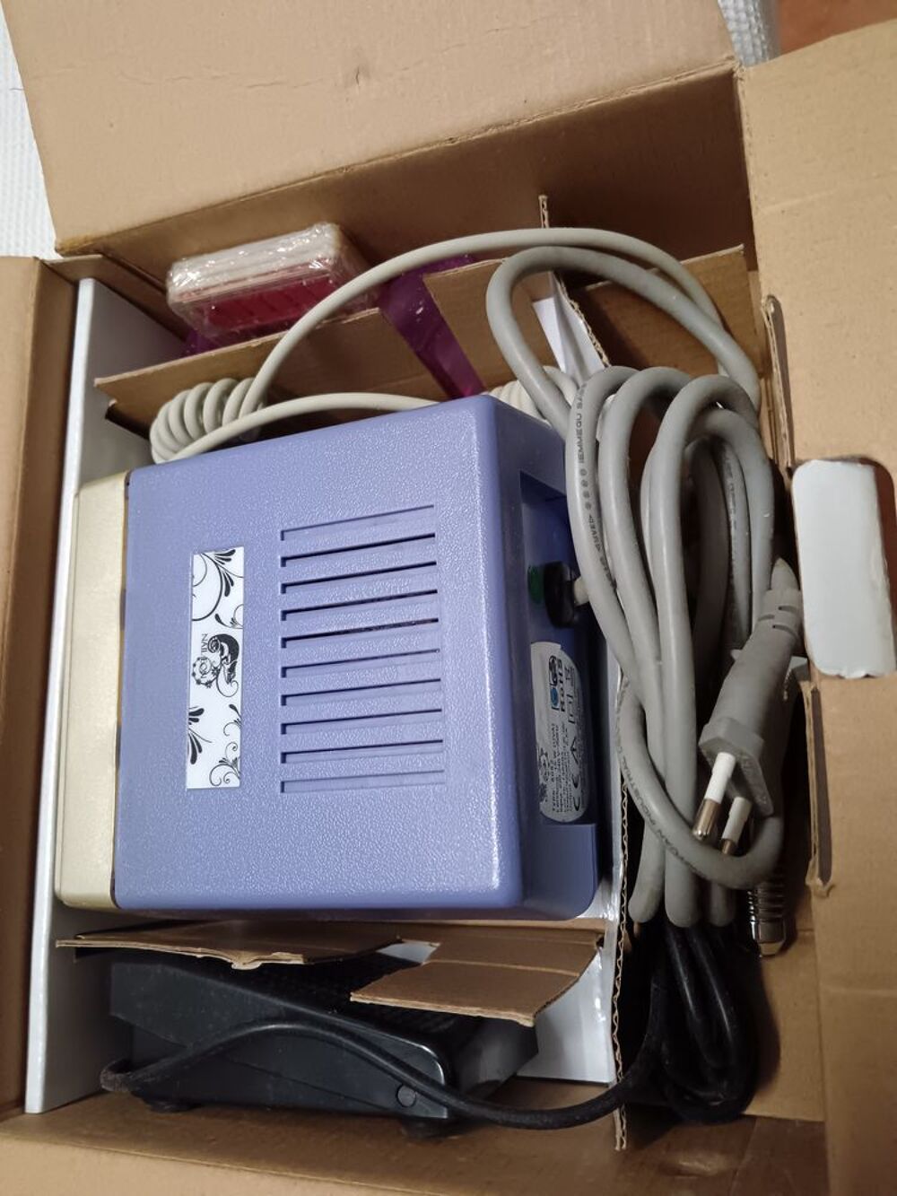 Petite Ponceuse &eacute;lectrique NAILS Eon Electroménager