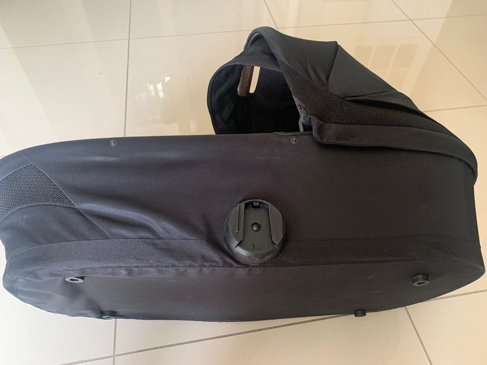 Nacelle CYBEX Gold Cot Magic Black - impeccable Puériculture
