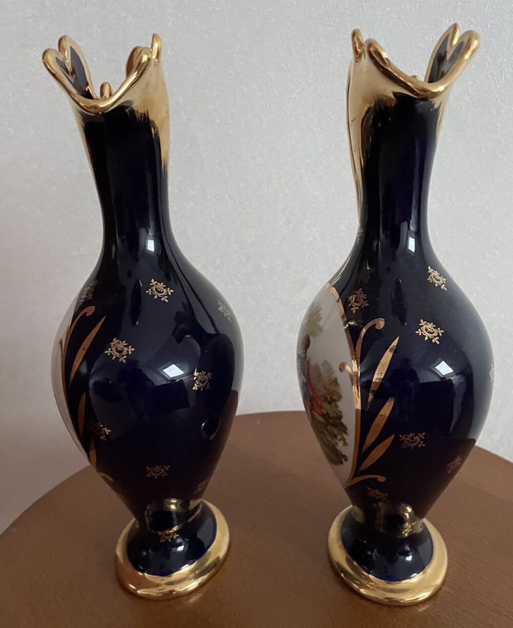 Lot de 2 carafes Aigui&egrave;res en porcelaine Bleu nuit et or, sc Décoration