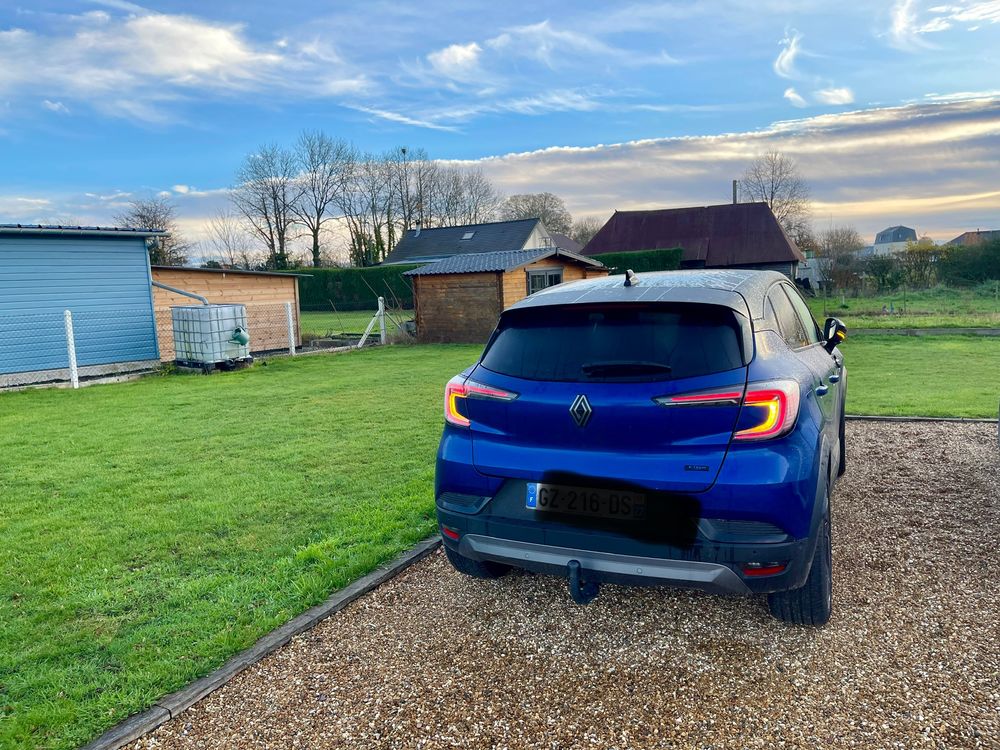 Captur esprit alpine toute options camera 360 attelage retractable pack s&eacute;curit&eacute; 2024 occasion 27500 Saint-Mards-de-Blacarville