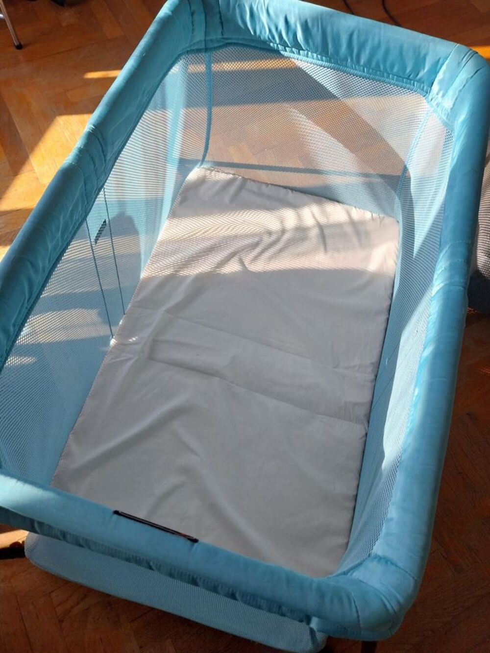 Lit parapluie BabyBj&ouml;rn Light Bleu clair Pu�riculture