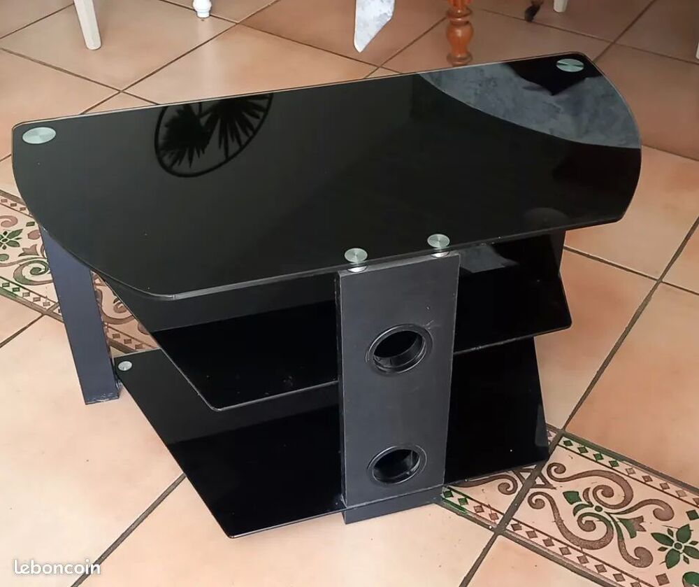 Console t&eacute;l&eacute;vision en verre noire Meubles