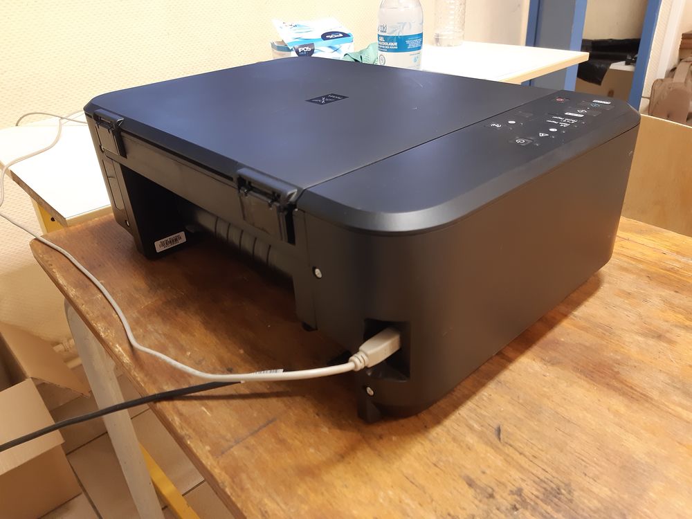 Imprimante/scanner CANON Prixma 3550
Matériel informatique
