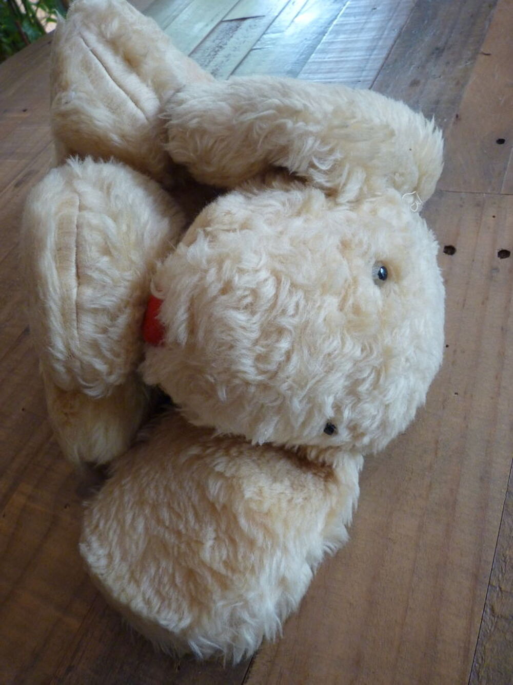 Peluche lapin. Jeux / jouets