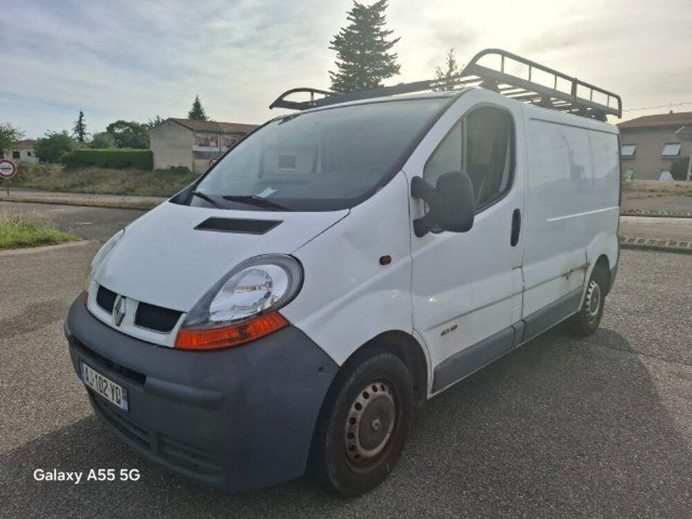 Trafic TRAFIC FGN L1H1 1000 KG 1.9 dCi 80 2004 occasion 69320 Feyzin