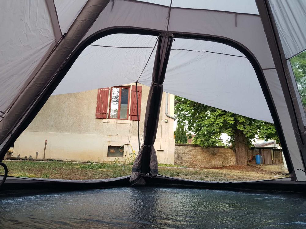 Tente gonflable tipi &agrave; structure gonflable Skandika Tipi Hetta 460 Sports