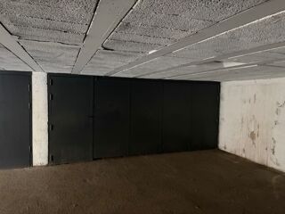  Parking / Garage à louer 21 m² Montpellier