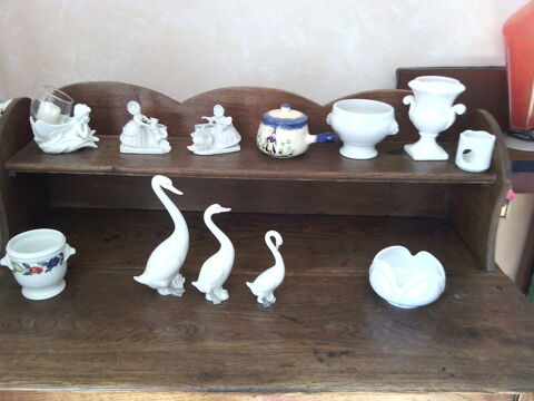 Collection diverses pices faence blanche 30 Le Vernois (39)