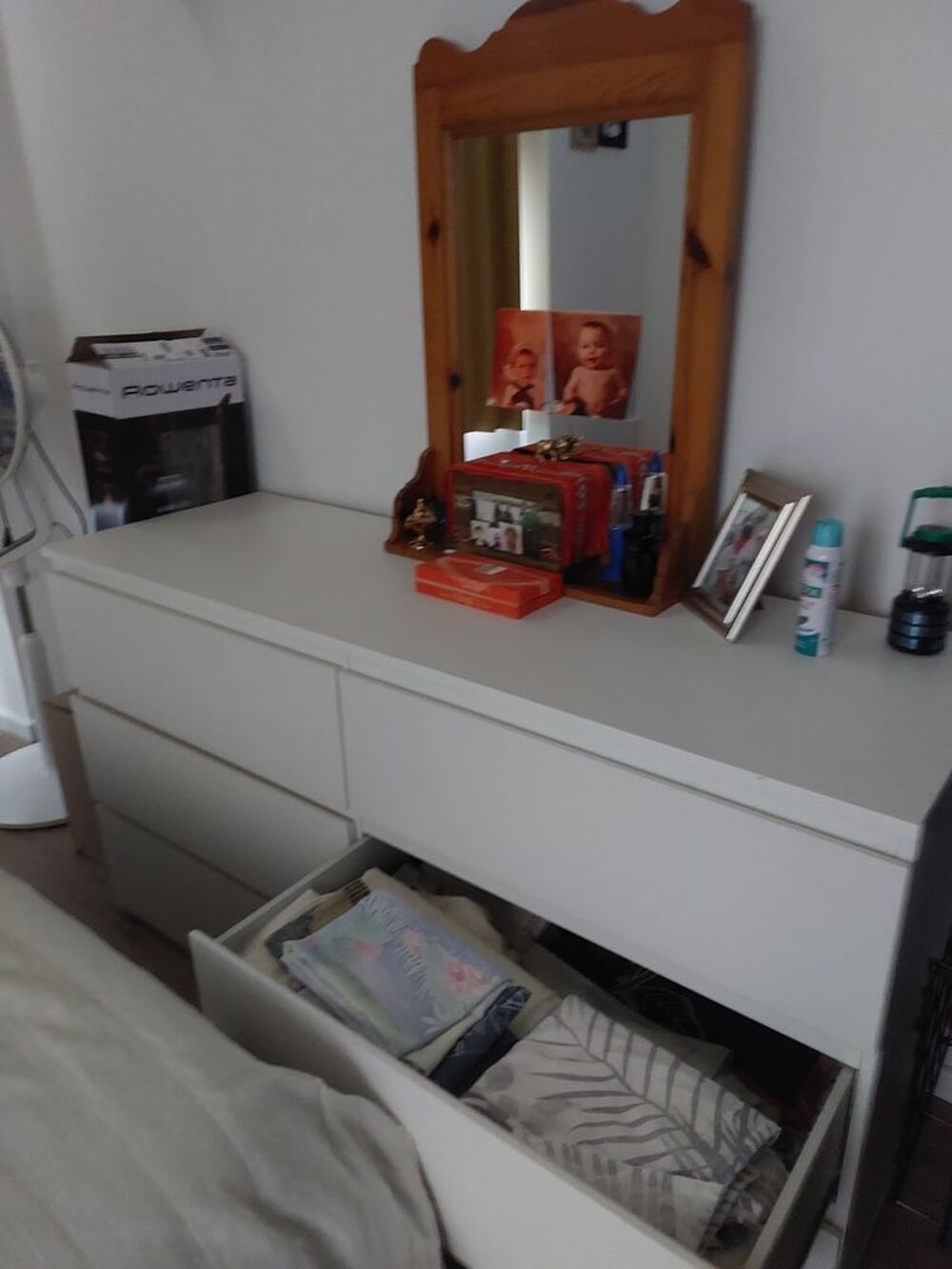 Commode. 6. Tiroirs. Meubles