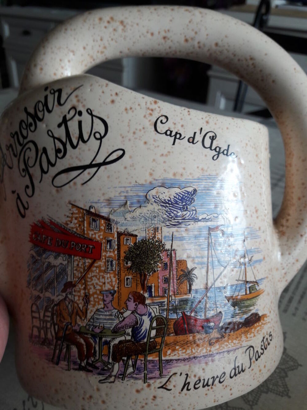 Arrosoir &agrave; ap&eacute;ro repr&eacute;sentant le caf&eacute; du port Décoration