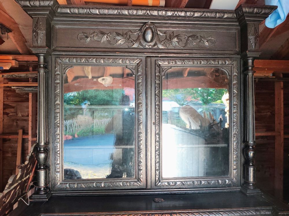 gros buffet et deux vaisseliers Meubles