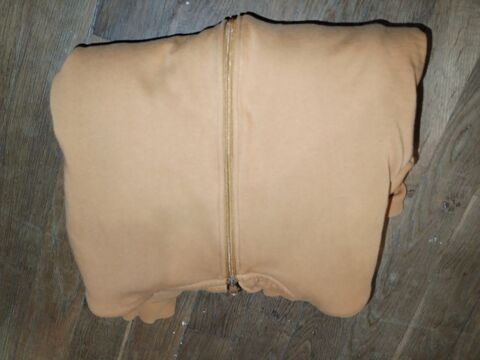 Gilet sweat à capuche (Taille 16 ans) 4 Brillon-en-Barrois (55)