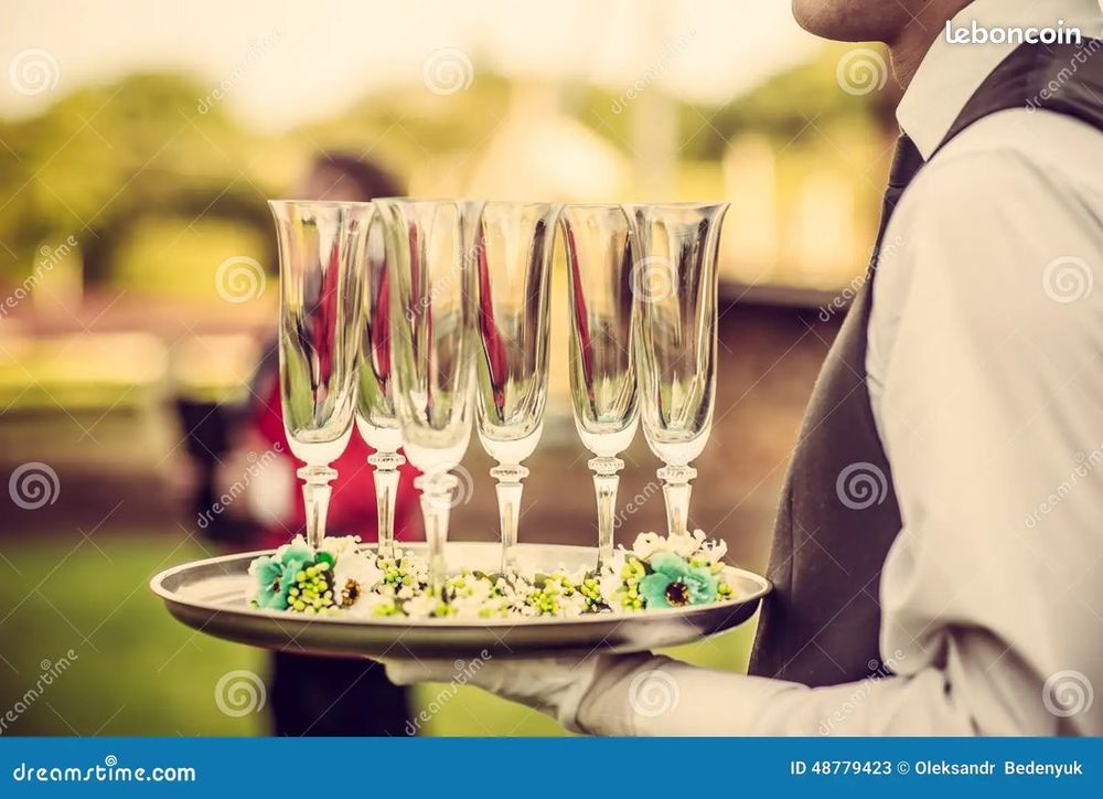   Serveuses 