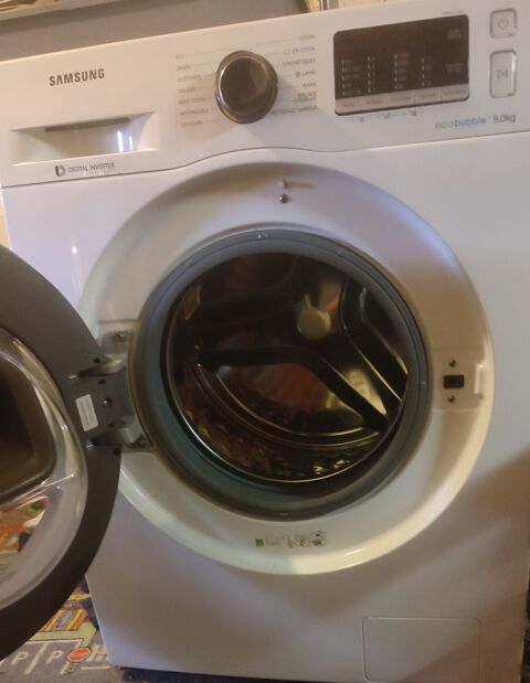 Samsung 9 kg AddWash / EcoBubble ? Très bon état. Tavaux (39)