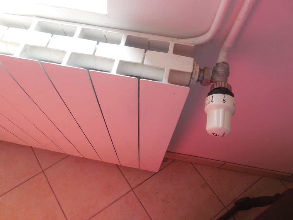 RADIATEURS NEUFS. Bricolage