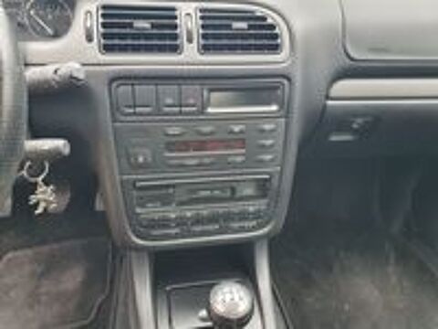 406 Coupe 406 Coup&eacute; 3.0i V6 Pack 1998 occasion 86600 Coulombiers