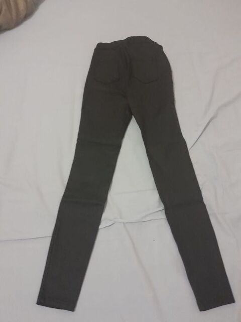 Jean noir enfant ? simple et efficace 5 M�rignac (33)