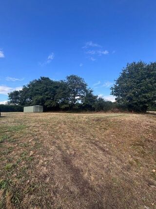  Terrain à vendre 1076 m² Le cours
