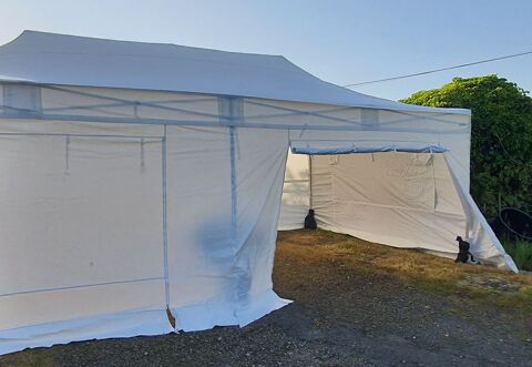 barnum blanc de 8 x 4 m�tres (tente de r�ception) 80 Le Fief-Sauvin (49)