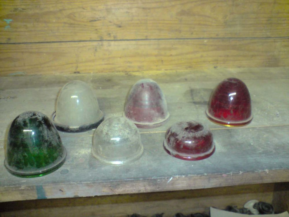 ancien capuchon en verre pour feu une affaire &agrave; saisir Décoration