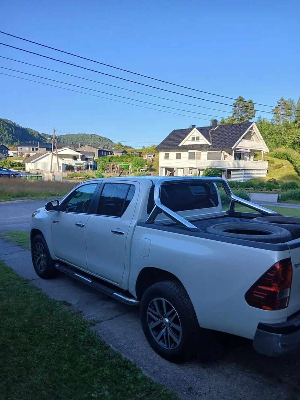 Hilux HILUX DBLE CAB 4WD 2.4L 150 D-4D LECAP 2017 occasion 11000 Carcassonne