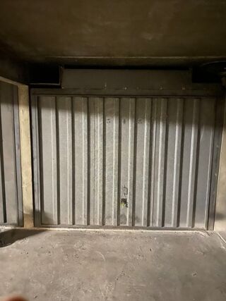  Parking / Garage  vendre 12 m