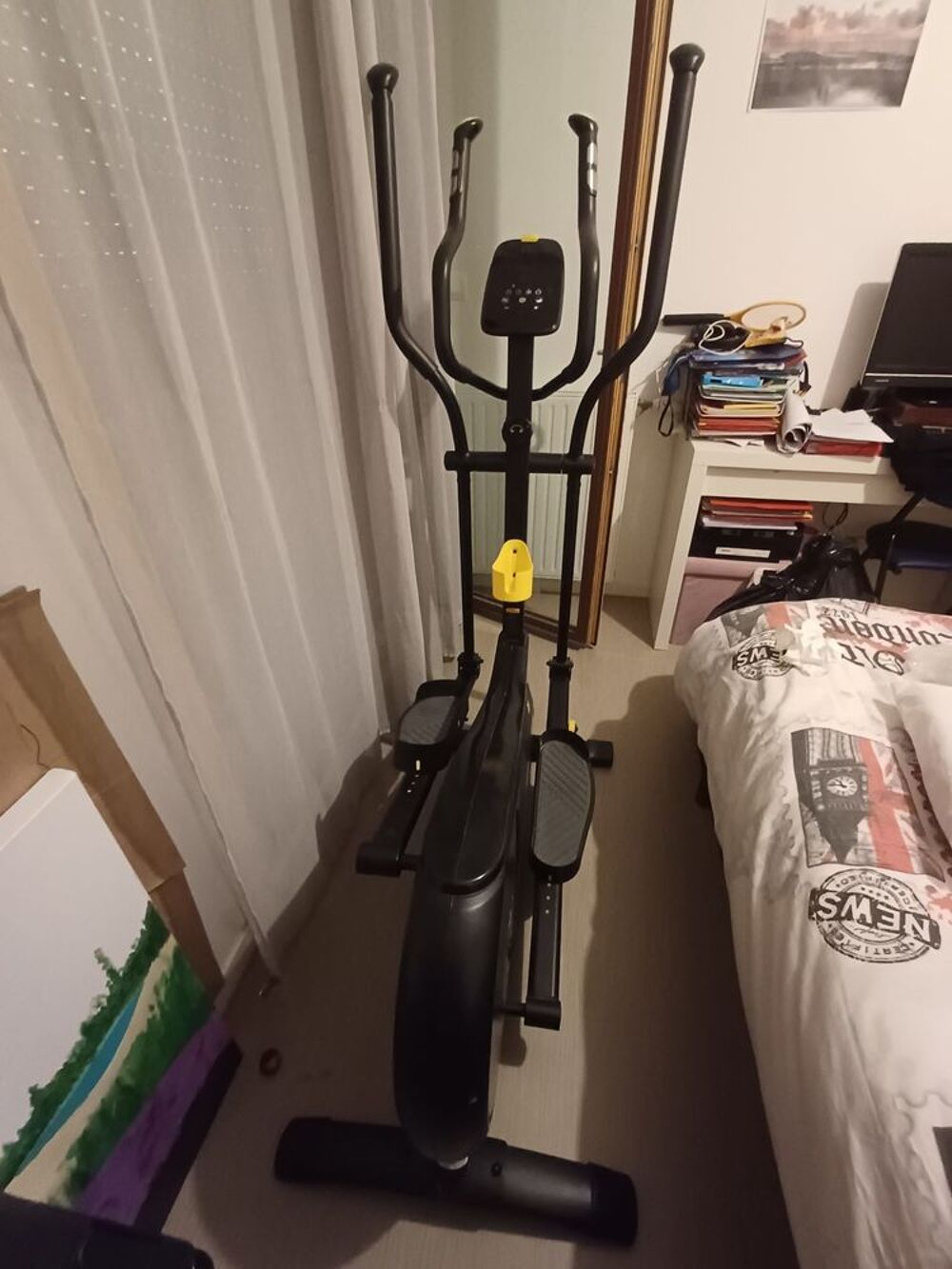 V&eacute;lo elliptique connect&eacute; Sports
