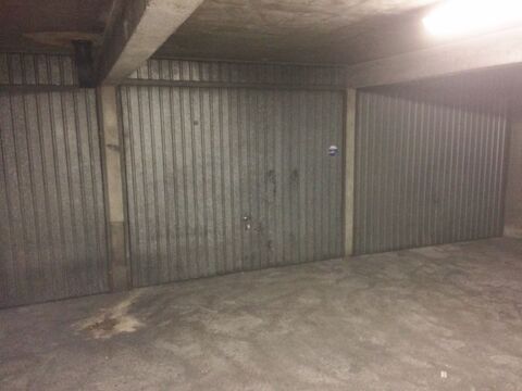  Parking / Garage � louer 12 m�