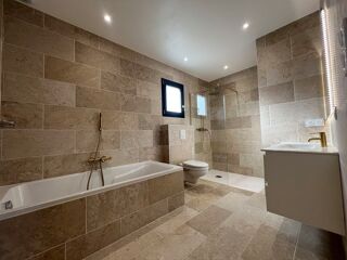  Maison � vendre 4 pi�ces 113 m� Rodilhan