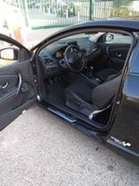 M&eacute;gane 1.8i 16V Privil&egrave;ge 2013 occasion 06000 Nice