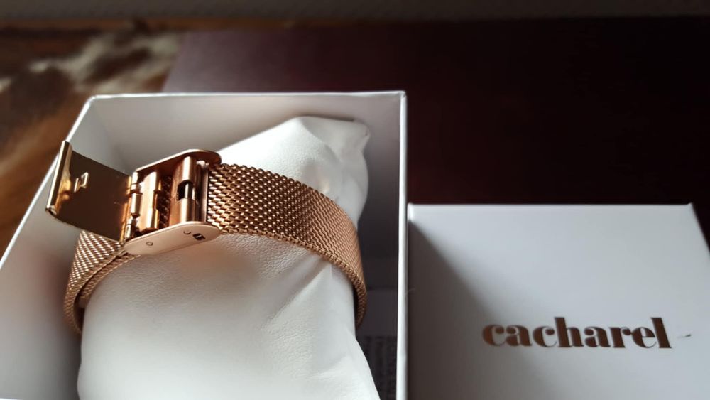 Belle montre CACHAREL et une JAZ neuve N&deg;1382 Bijoux et montres