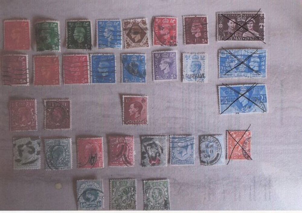 64 TIMBRES ROIS et REINES d'ANGLETERRE 