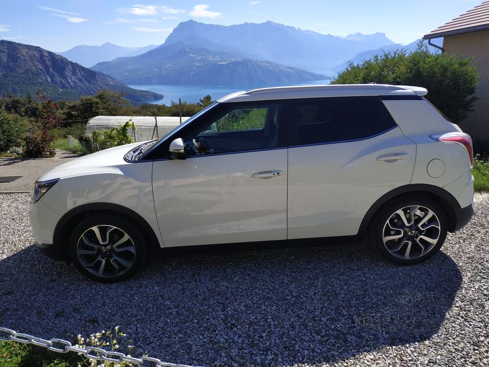 Tivoli 160 e-XDi 115 2WD Luxury 2016 occasion 05190 Rousset
