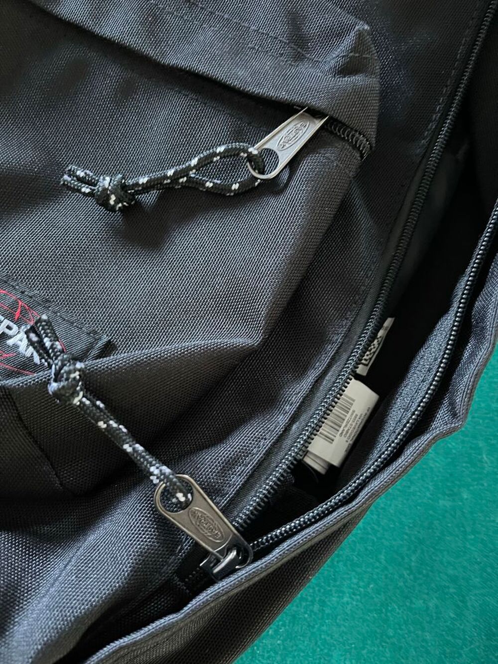 sac a dos eastpak avev compartiments Maroquinerie