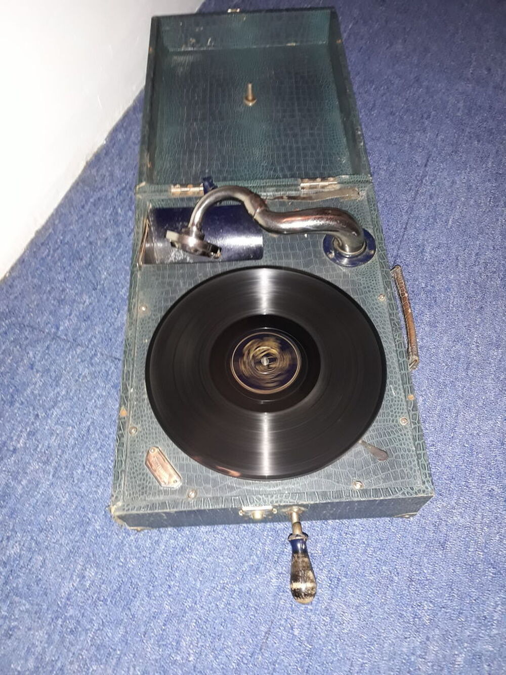 PHONOGRAPHE ANCIEN MARQUE PATHE 